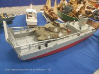 Barge debarquement.jpg